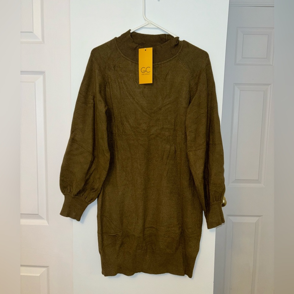 NWT NEVER WORN ARMY GREEN SWEATER DRESS SIZE L